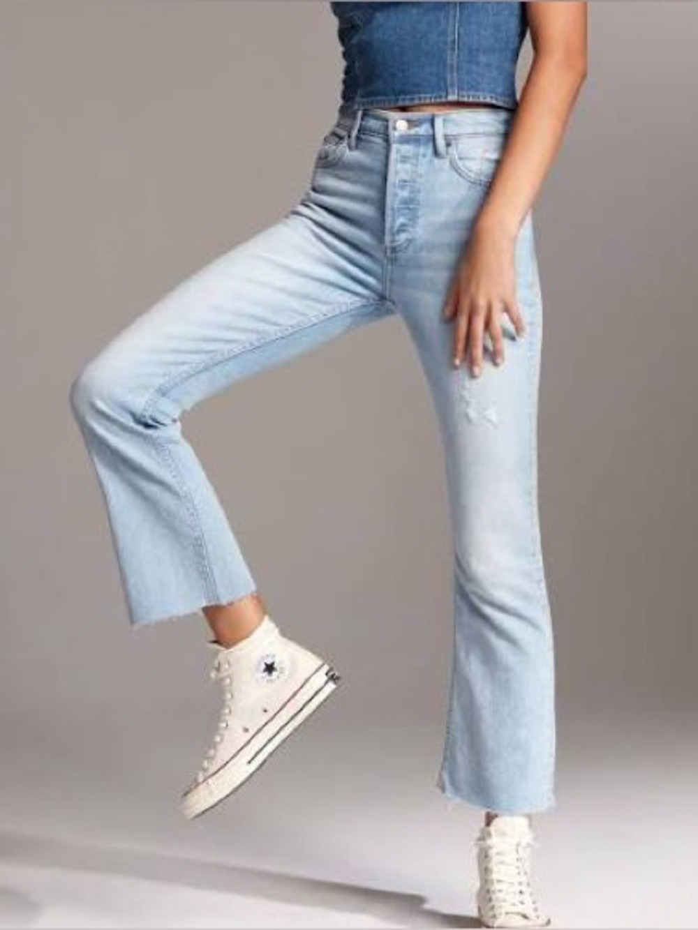 Aritzia Denim Forum Bailey High Rise Crop Flare Jeans  sz 27